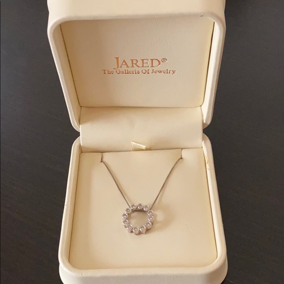 Jared The Gallery of Jewelery Jewelry Jared Womens Round Necklace